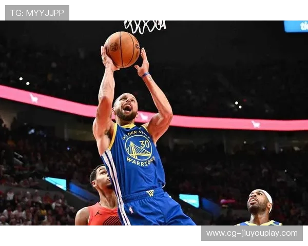 勇士外线精准投射,库里状态神勇,勇士库里53分实录 勇士外线精准投射,库里状态神勇,勇士库里53分实录